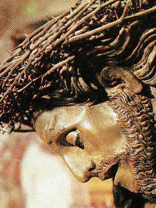 Crocifisso conservato ad Assisi, nel Santuario di San Damiano. Le foto che riproduciamo per gentile concessione delle Edizioni DACA - Assisi. Crocifisso conservato ad Assisi, nel Santuario di San Damiano. Le foto che riproduciamo per gentile concessione delle Edizioni DACA - Assisi.