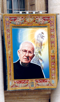 Roma, 27 aprile 2003, Piazza San Pietro, in occasione della Beatificazione di don Giacomo Alberione.