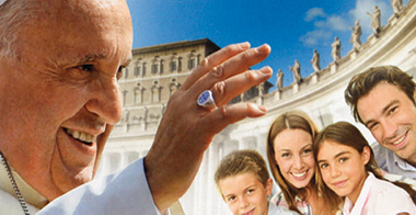 Papa Francesco benedicente