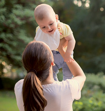 Mamma con bambino - South Agency / Istock