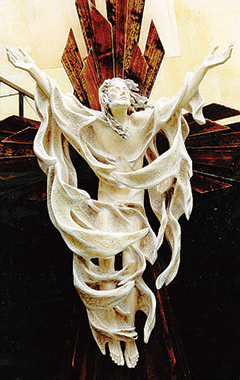 L’opera «Redemptor» è dello scultore Paul Moroder Doss (1992). Per concessione: info@moroderpaul,com www.moroderpaul.com